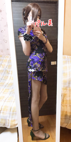 チャイナ服を着た女装男子2